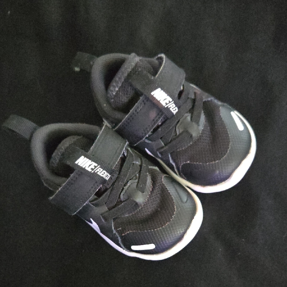 Nike Flex Contact 4
